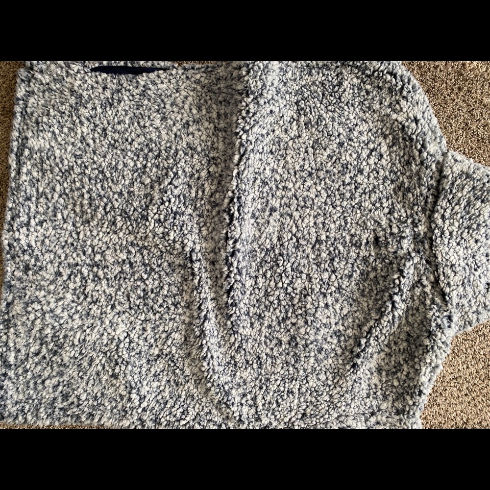 Sharpa Pullover - Picture 4 of 4